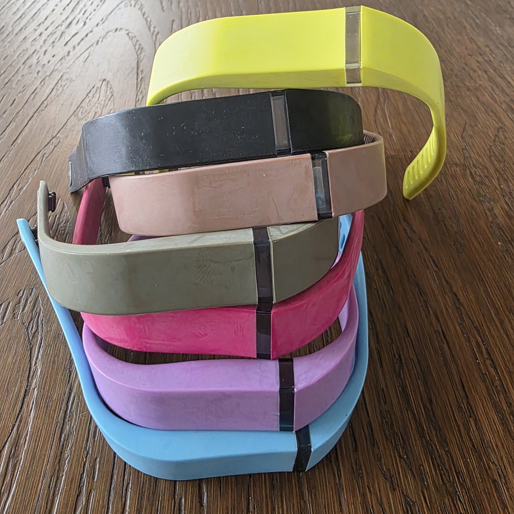 Fitbit Flex Wireless Activity and Sleep Tracker Wristbands No Charger. - Picture 9 of 9